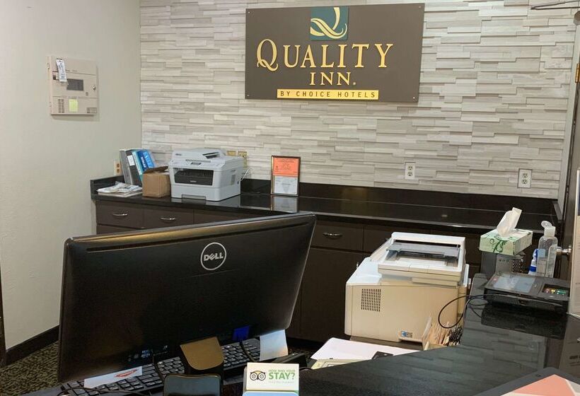酒店 Quality Inn Near I72 And Hwy 51