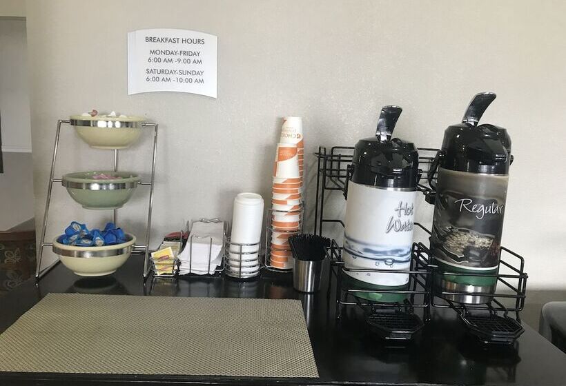 酒店 Quality Inn Near I72 And Hwy 51