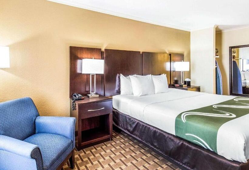 בית מלון כפרי Quality Inn & Suites