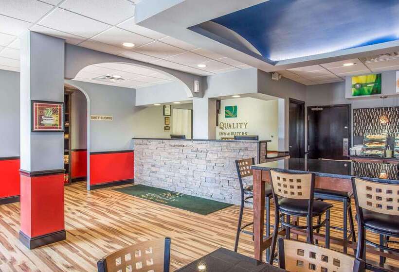 Отель Quality Inn & Suites Aiken