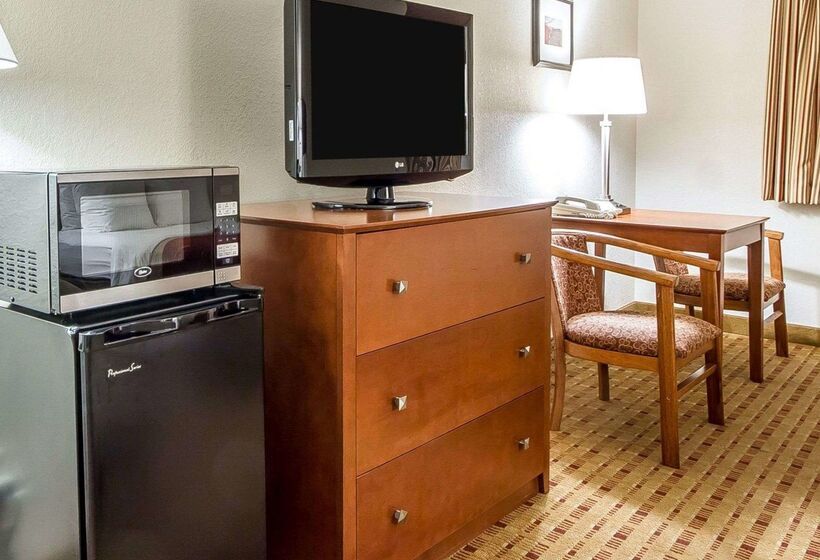هتل Quality Inn & Suites