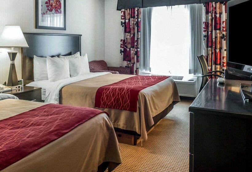 هتل Quality Inn & Suites Farmington