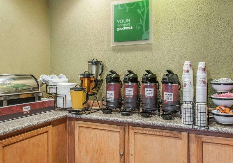 هتل Quality Inn & Suites Farmington