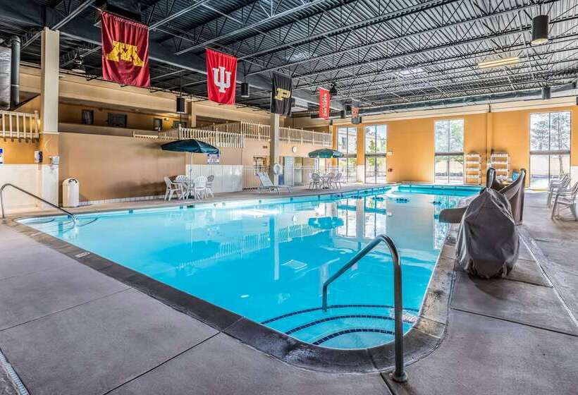 فندق Quality Inn University Lansing