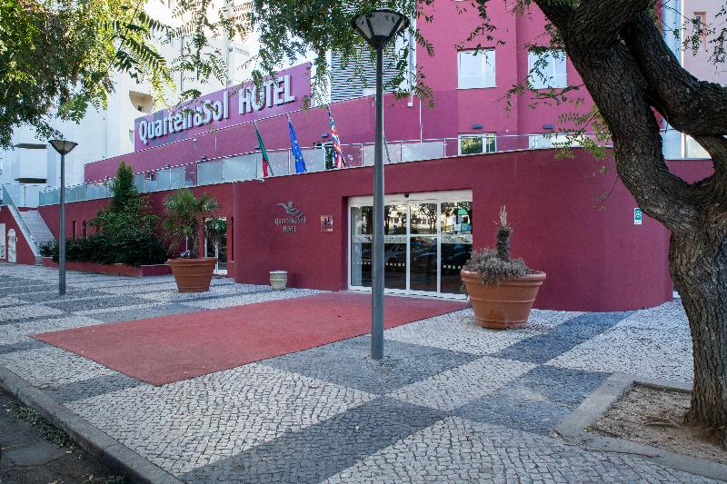 هتل Quarteirasol
