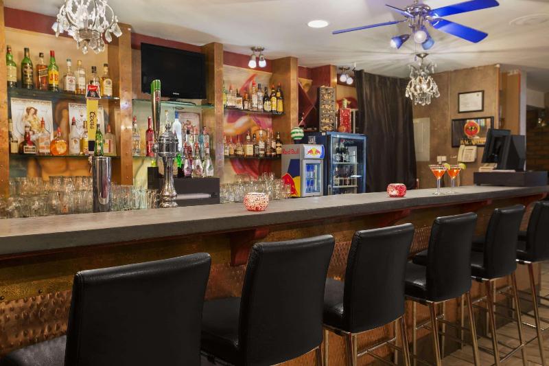 هتل South Hill Lodge