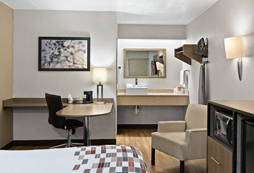 هتل Red Roof Inn Cleveland   Independence