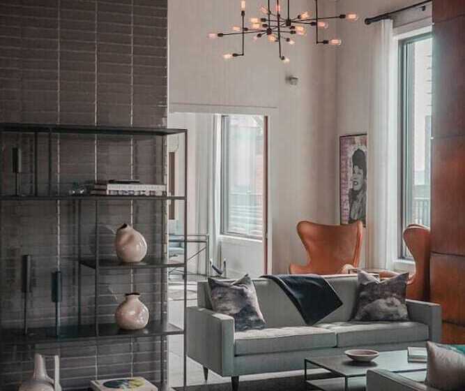 هتل Tuscany By Luxurban