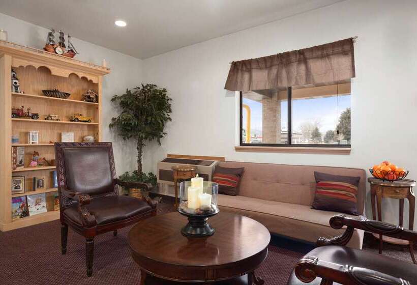 هتل Travelodge By Wyndham Elko Nv