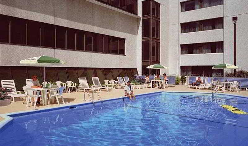 Hotel Universel Montréal