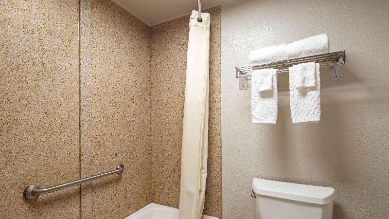 هتل Best Western Center Inn