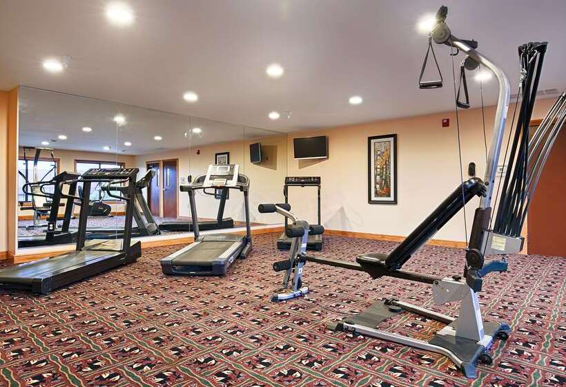 هتل Best Western Plus Dockside Waterfront Inn