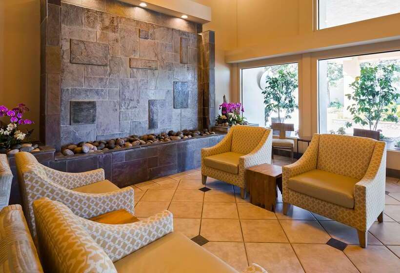 هتل Best Western Plus Monterey Inn