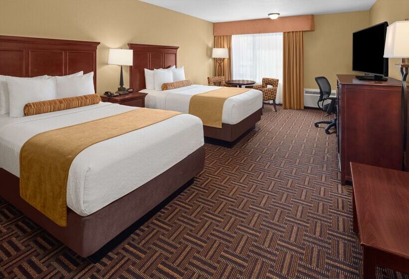 בית מלון כפרי Best Western Plus Redondo Beach Inn