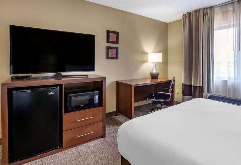 هتل Comfort Inn Moline  Quad Cities