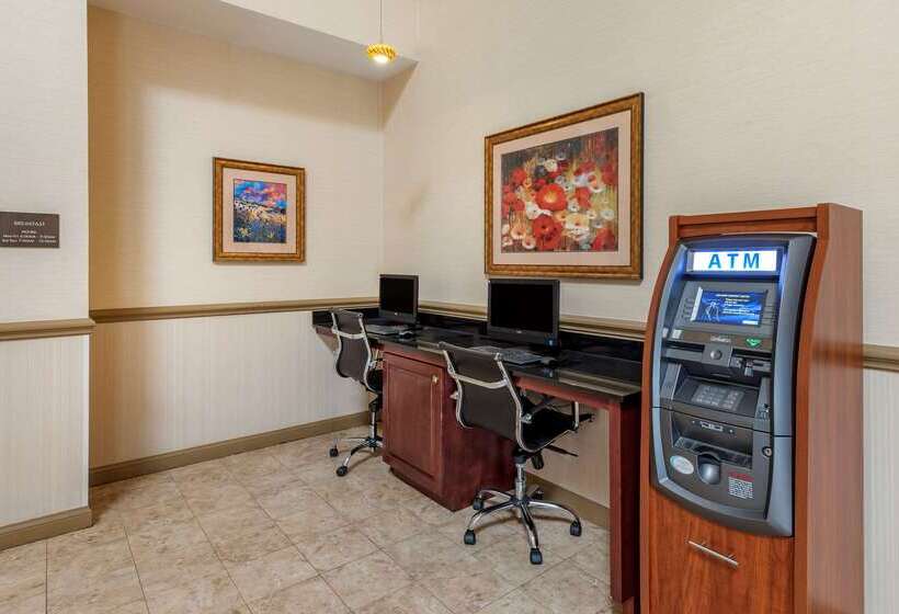 هتل Comfort Suites Chesapeake  Norfolk