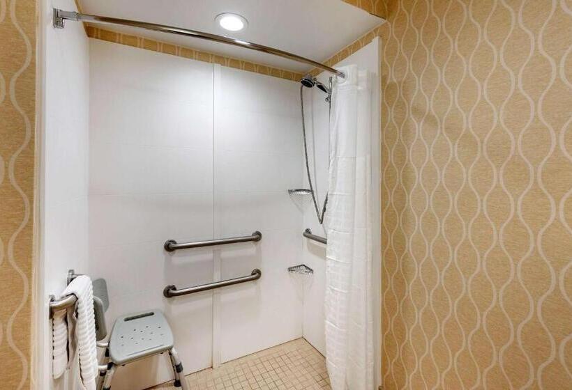 هتل Comfort Suites Chesapeake  Norfolk