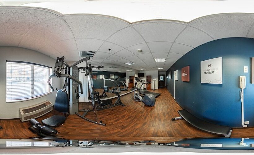 هتل Comfort Suites