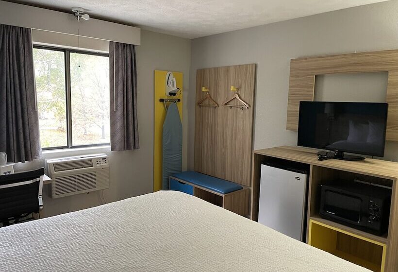 酒店 Days Inn By Wyndham Warrensburg