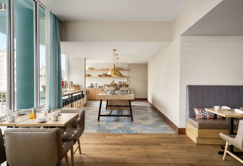 هتل Doubletree By Hilton Ocean City Oceanfront