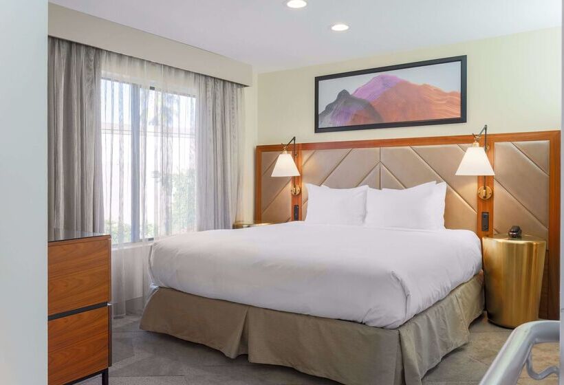 בית מלון כפרי Doubletree Suites By Hilton  Sacramento – Rancho Cordova
