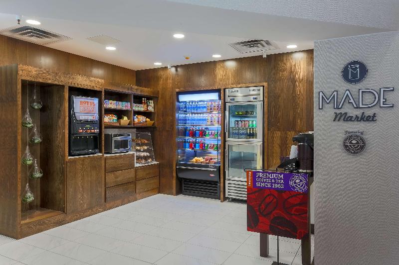 בית מלון כפרי Doubletree Suites By Hilton  Sacramento – Rancho Cordova