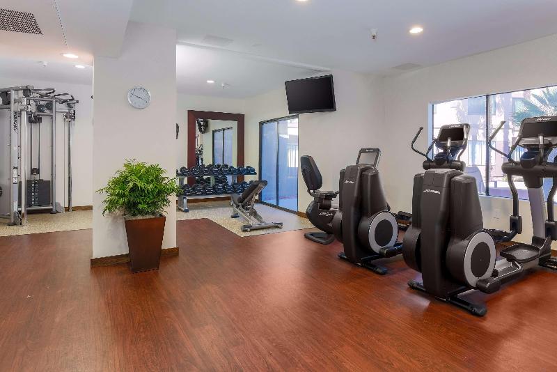 בית מלון כפרי Doubletree Suites By Hilton  Sacramento – Rancho Cordova