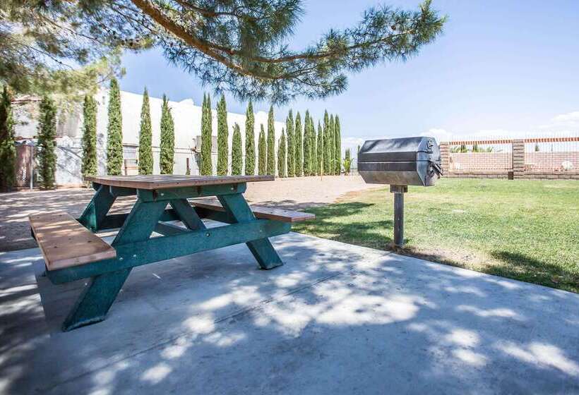 호텔 Days Inn By Wyndham Ridgecrest Near China Lake Naval Station