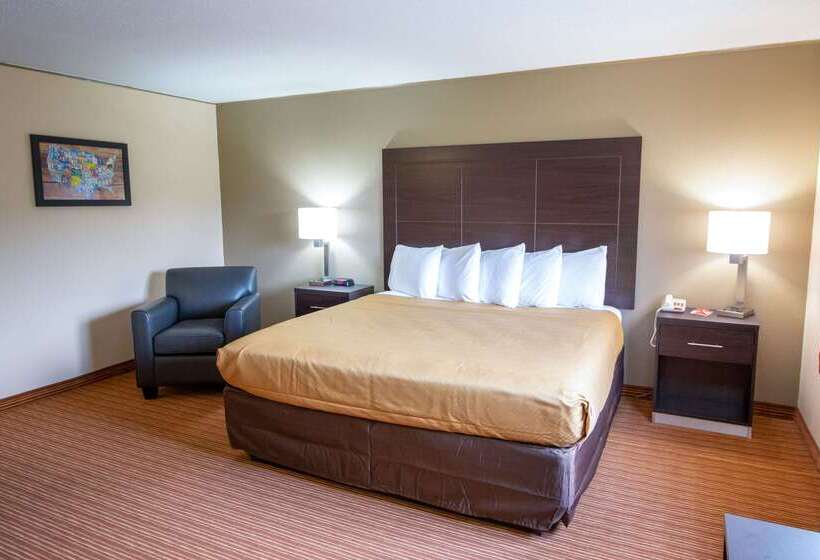 فندق Econo Lodge Massena Hwy 37
