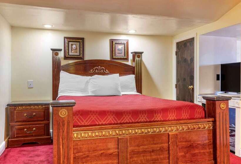 בית מלון כפרי Econo Lodge Wichita Falls Downtown