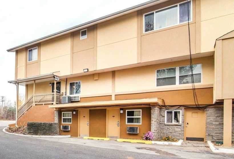 فندق Econo Lodge New Paltz