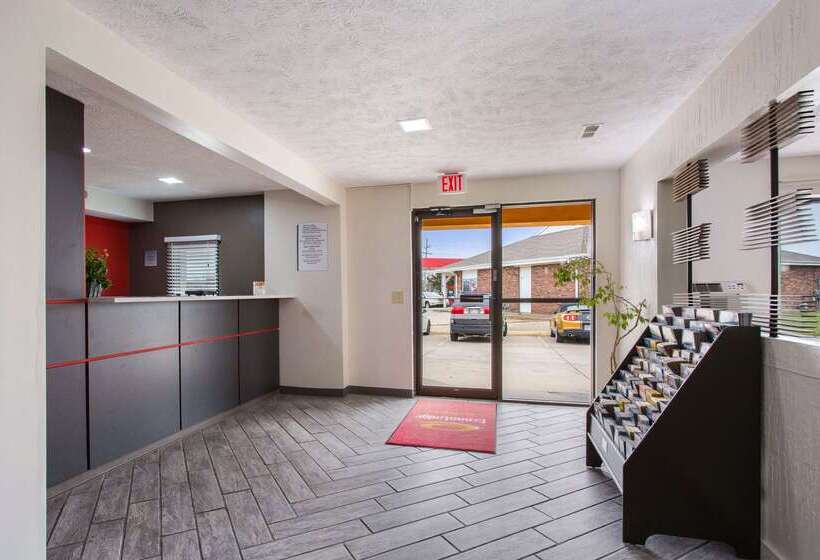 בית מלון כפרי Red Lion Inn & Suites Olathe Kansas City