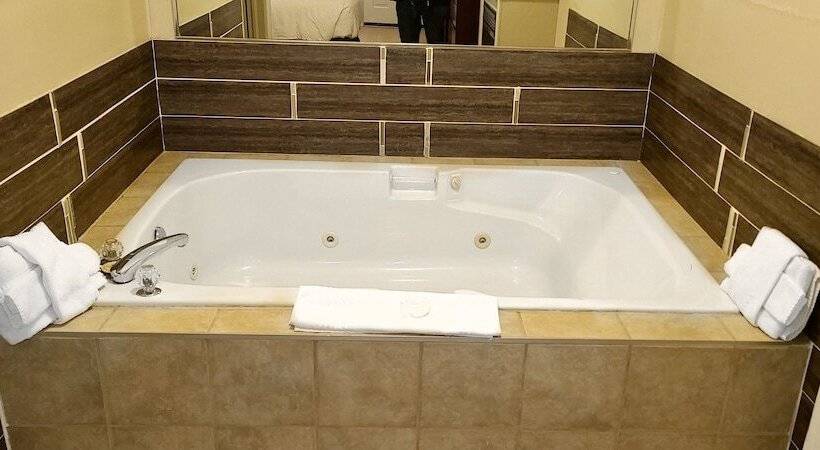 酒店 Riviera Inn And Suites 1000 Islands