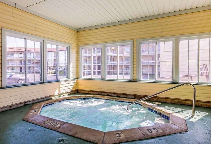 בית מלון כפרי Quality Inn Lakefront