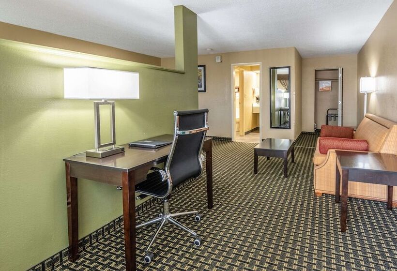 ホテル Quality Inn National Fairgrounds Area