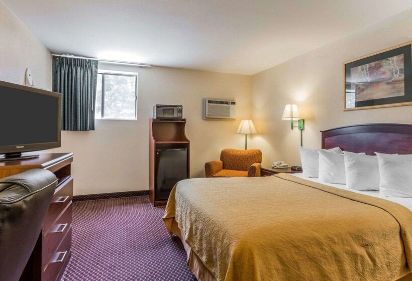 Отель Quality Inn Pell City I20 Exit 158