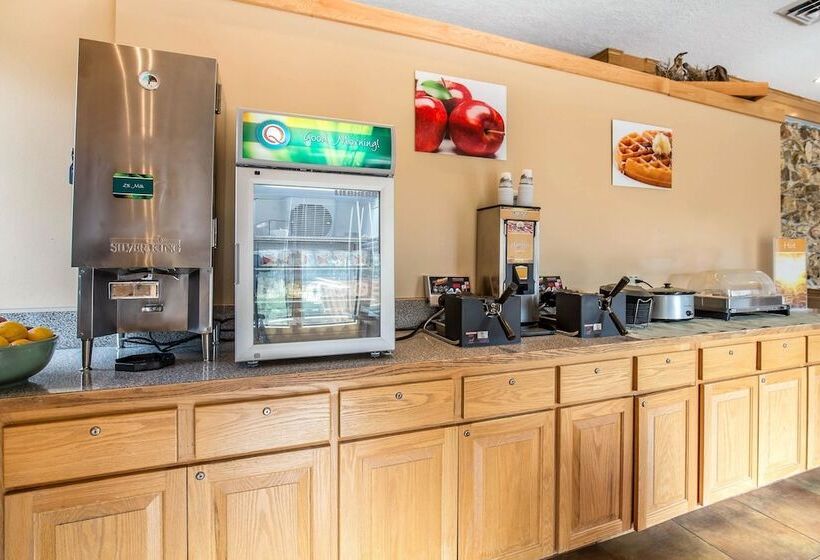 فندق Quality Inn