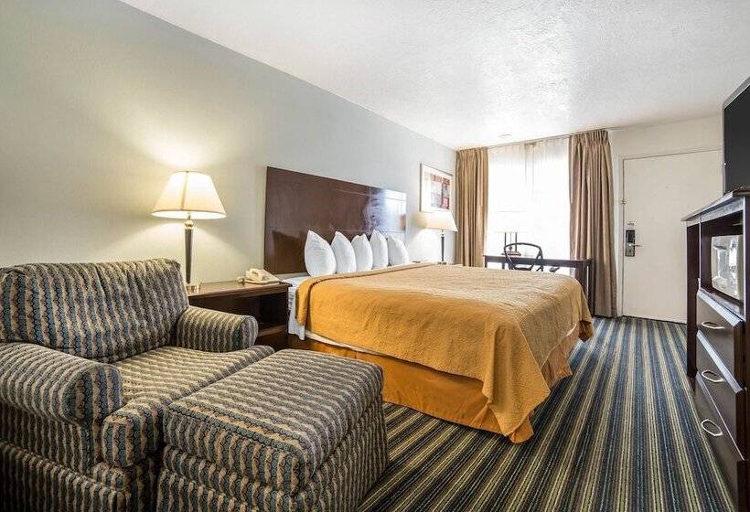 فندق Quality Inn