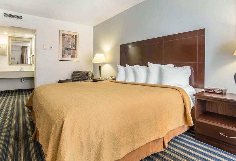 فندق Quality Inn