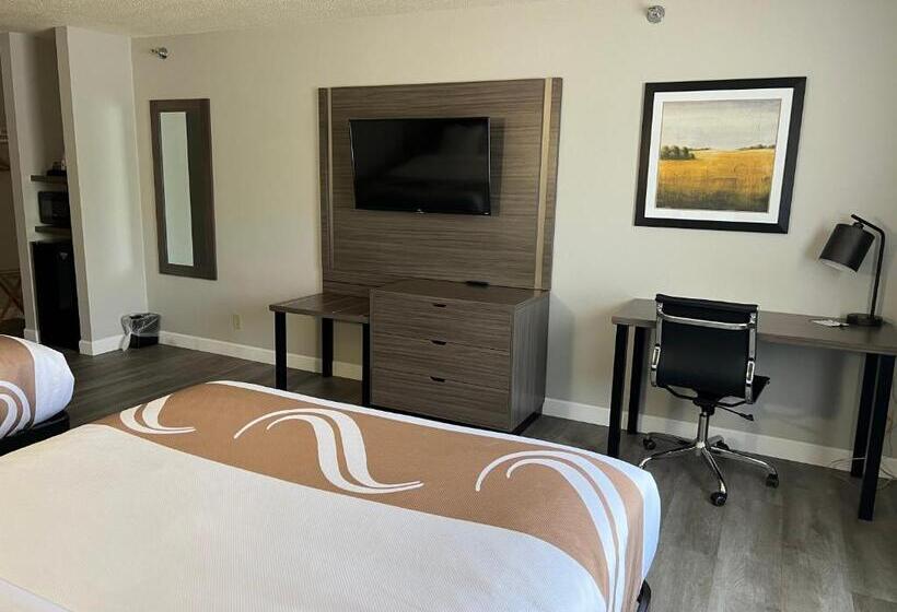 호텔 Quality Inn & Suites Red Wing
