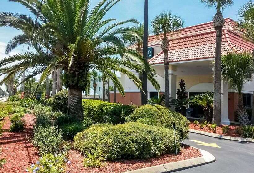 בית מלון כפרי Quality Inn & Suites St Augustine Beach Area
