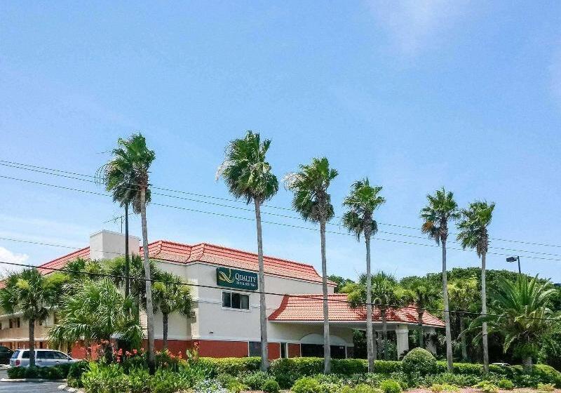 בית מלון כפרי Quality Inn & Suites St Augustine Beach Area
