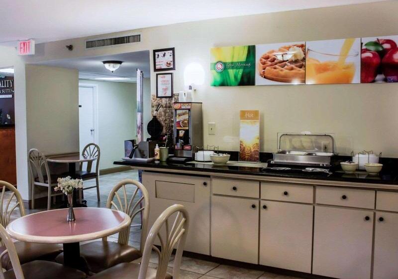 هتل Quality Inn & Suites St Augustine Beach Area