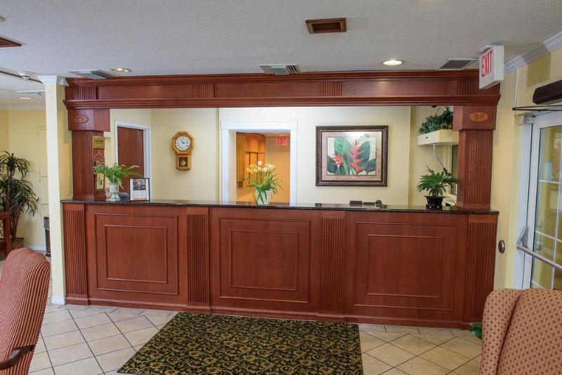 Roadstar Hotel Zephyrhills