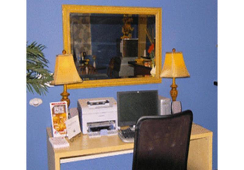 هتل Fairfield Inn & Suites By Marriott San Diego Pacific Beach