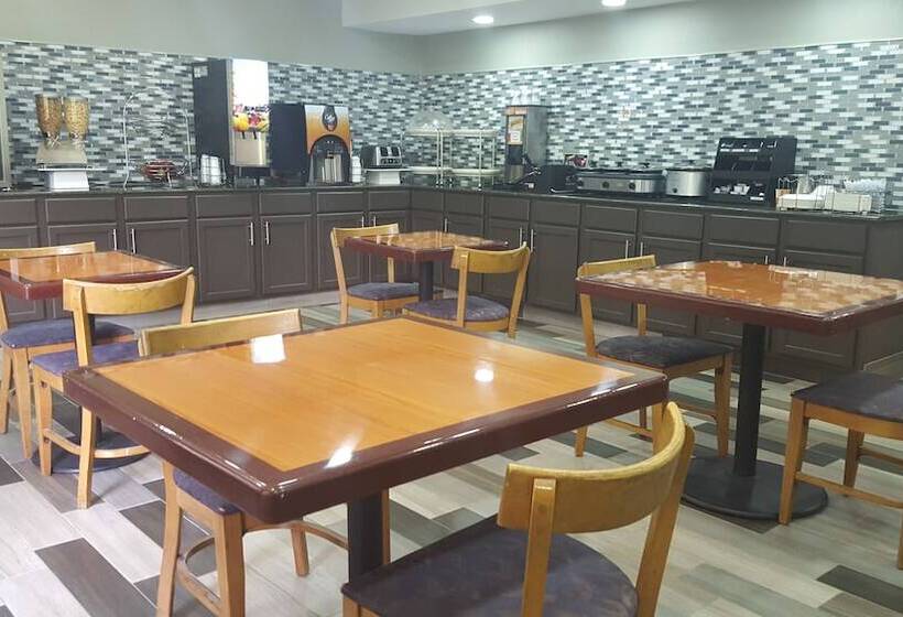 هتل Rodeway Inn Tuscaloosa Near University