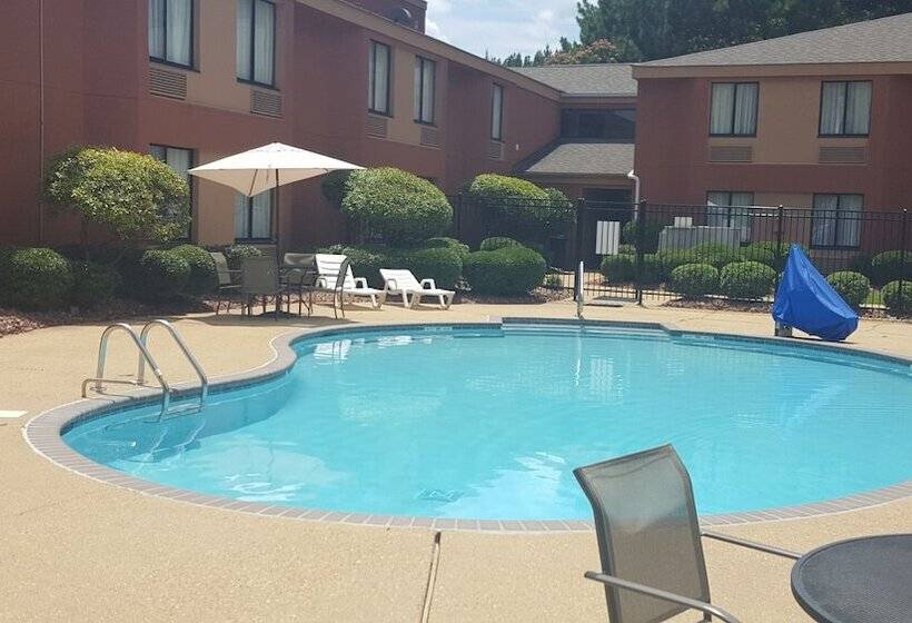 هتل Rodeway Inn Tuscaloosa Near University