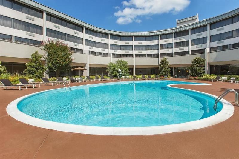 فندق Sheraton Reston