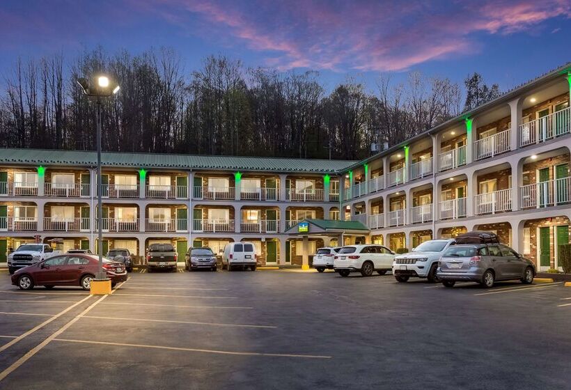 Surestay Hotel By Best Western Summersville