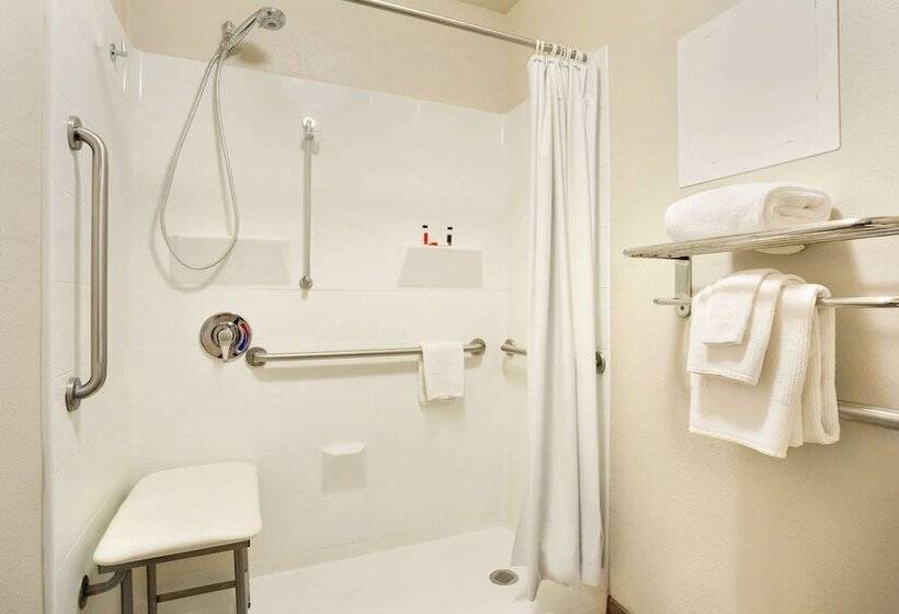 فندق Travelodge By Wyndham Winslow